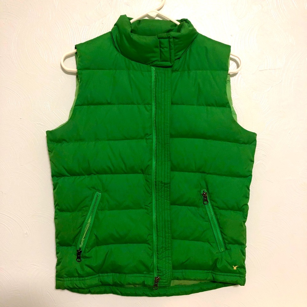 American Eagle Outfitters Puffy Vest Kelly Green Medium